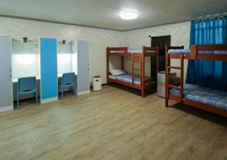 truong-anh-ngu-a-j-main-csvc-12