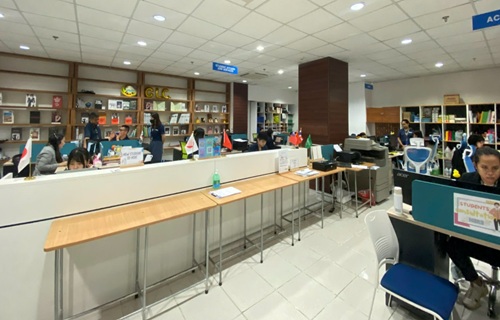 review-co-so-vat-chat-truong-anh-ngu-glc-11