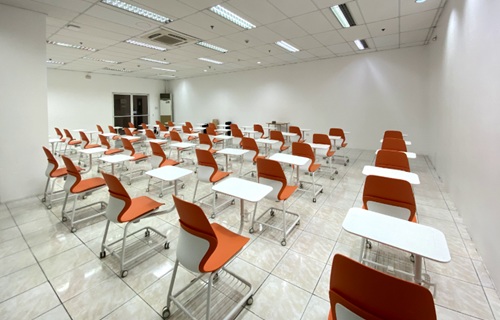 review-co-so-vat-chat-truong-anh-ngu-glc-18