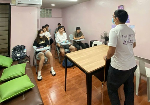 tong-quan-co-so-vat-chat-tai-truong-anh-ngu-icl-11