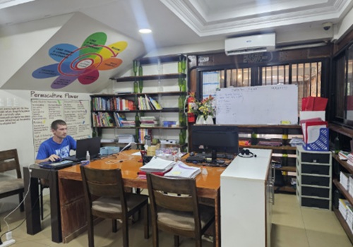 tong-quan-co-so-vat-chat-tai-truong-anh-ngu-icl-6