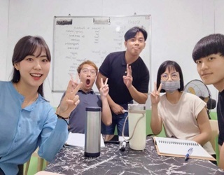 truong-anh-ngu-e-room-2