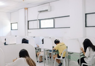 truong-anh-ngu-e-room-csvc-3