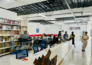 truong-anh-ngu-e-room-csvc-4