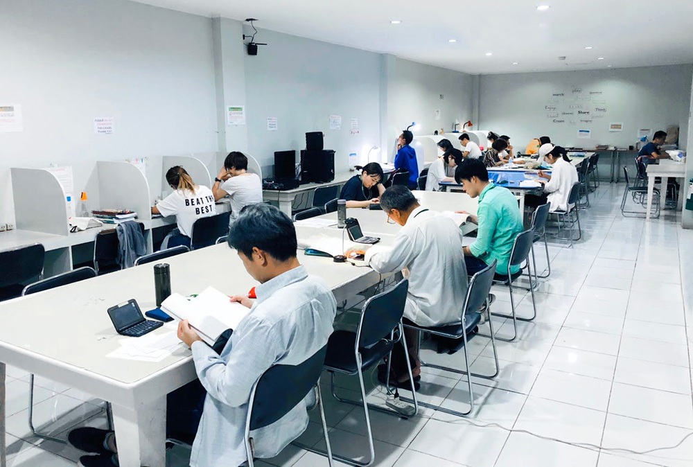 review-philinter-truong-anh-ngu-lau-doi-ky-luat-va-chat-luong-hang-dau-tai-philippines-3