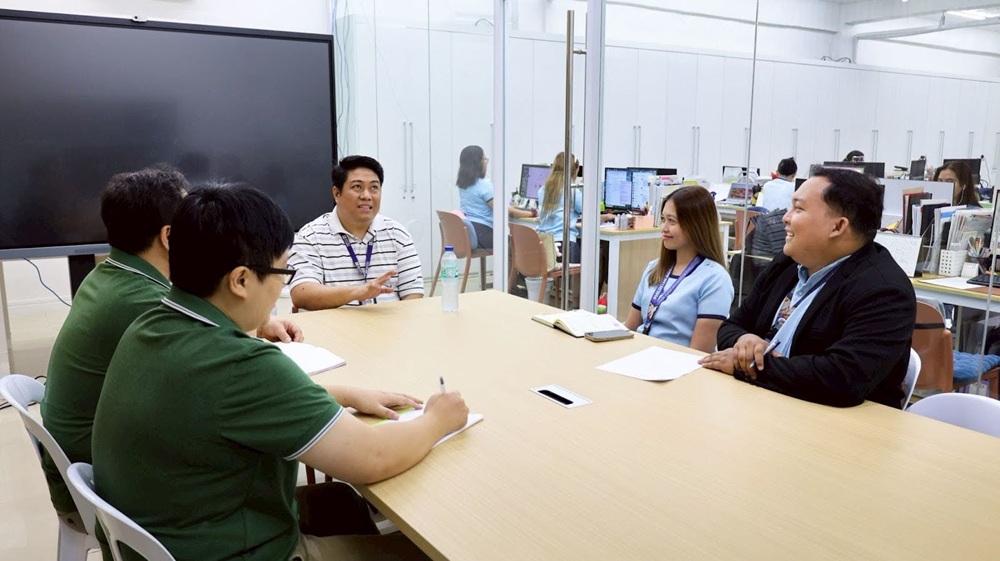 review-philinter-truong-anh-ngu-lau-doi-ky-luat-va-chat-luong-hang-dau-tai-philippines-4