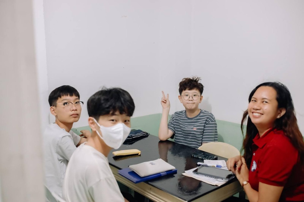 review-truong-e-room-du-hoc-tiet-kiem-nhung-van-dam-bao-chat-luong-3