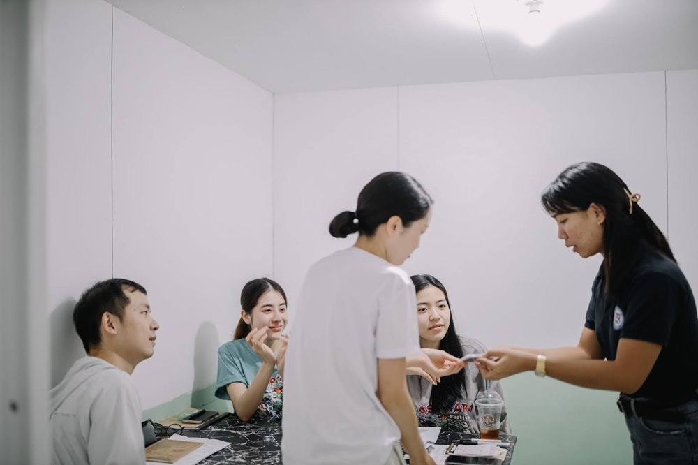 review-truong-e-room-du-hoc-tiet-kiem-nhung-van-dam-bao-chat-luong-7