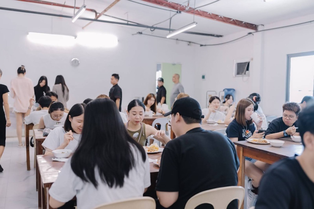 review-truong-e-room-du-hoc-tiet-kiem-nhung-van-dam-bao-chat-luong-8