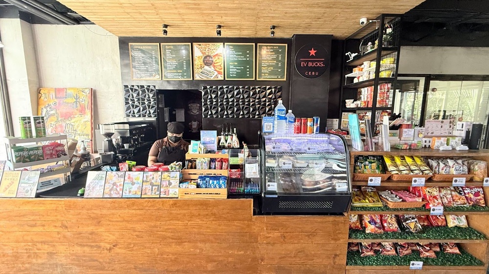 review-truong-ev-hoc-tieng-anh-trong-khuon-vien-sang-trong-va-chuan-chinh-4