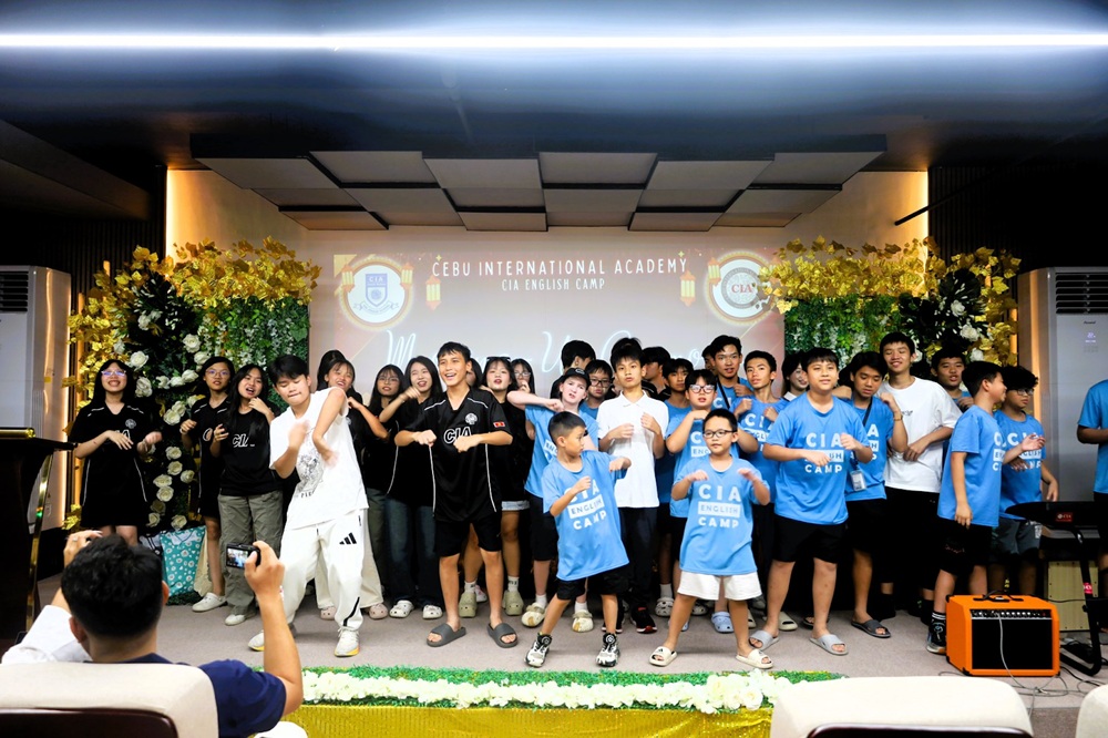 dai-dien-truong-anh-ngu-cia-tham-van-phong-phil-english-hcm-5