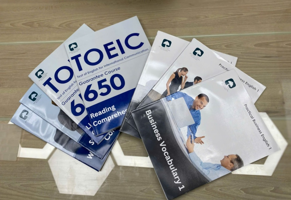 dai-dien-truong-anh-ngu-pines-tham-van-phong-phil-english-hcm-5