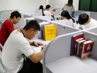 truong-anh-ngu-english-fella-8