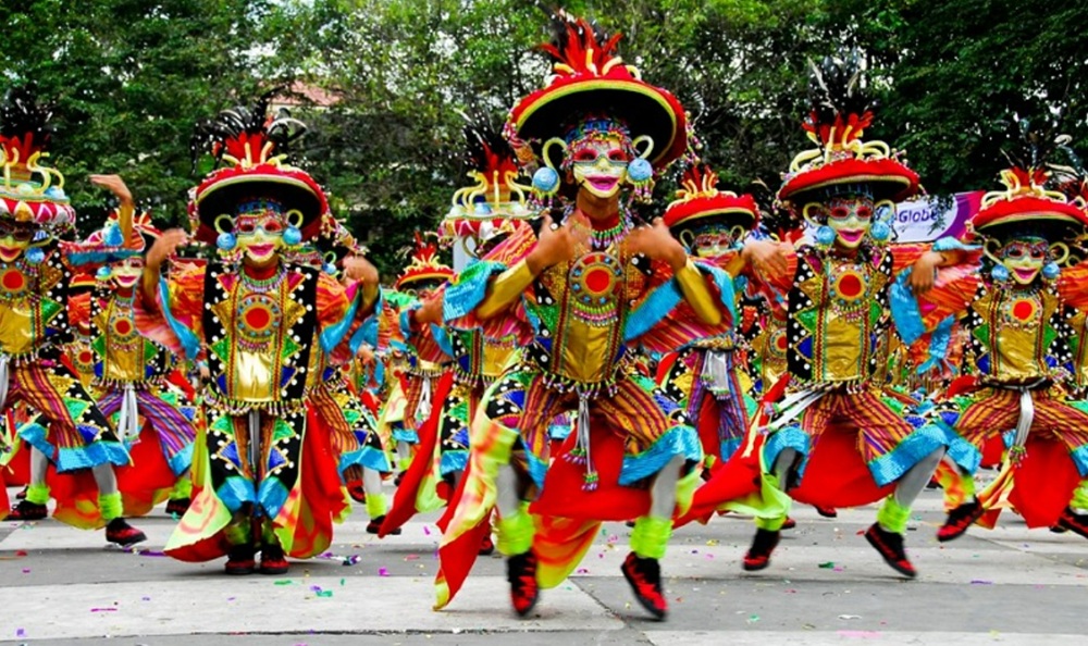 huong-dan-cach-di-chuyen-tu-iloilo-den-bacolod-va-nguoc-lai-9