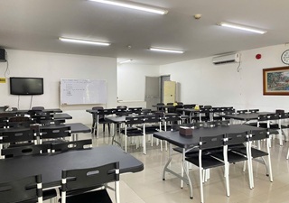 truong-anh-ngu-we-academy-clark-csvc-3